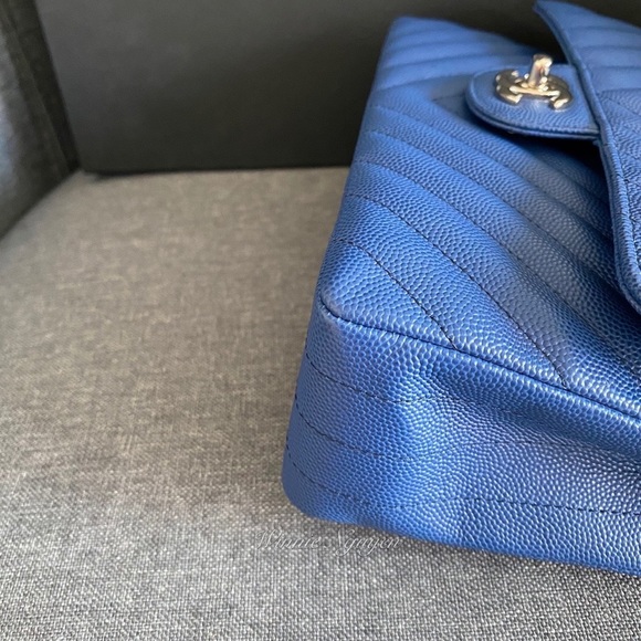 Like New Blue Chevron Small double flap in SHW - Picture 14 of 16